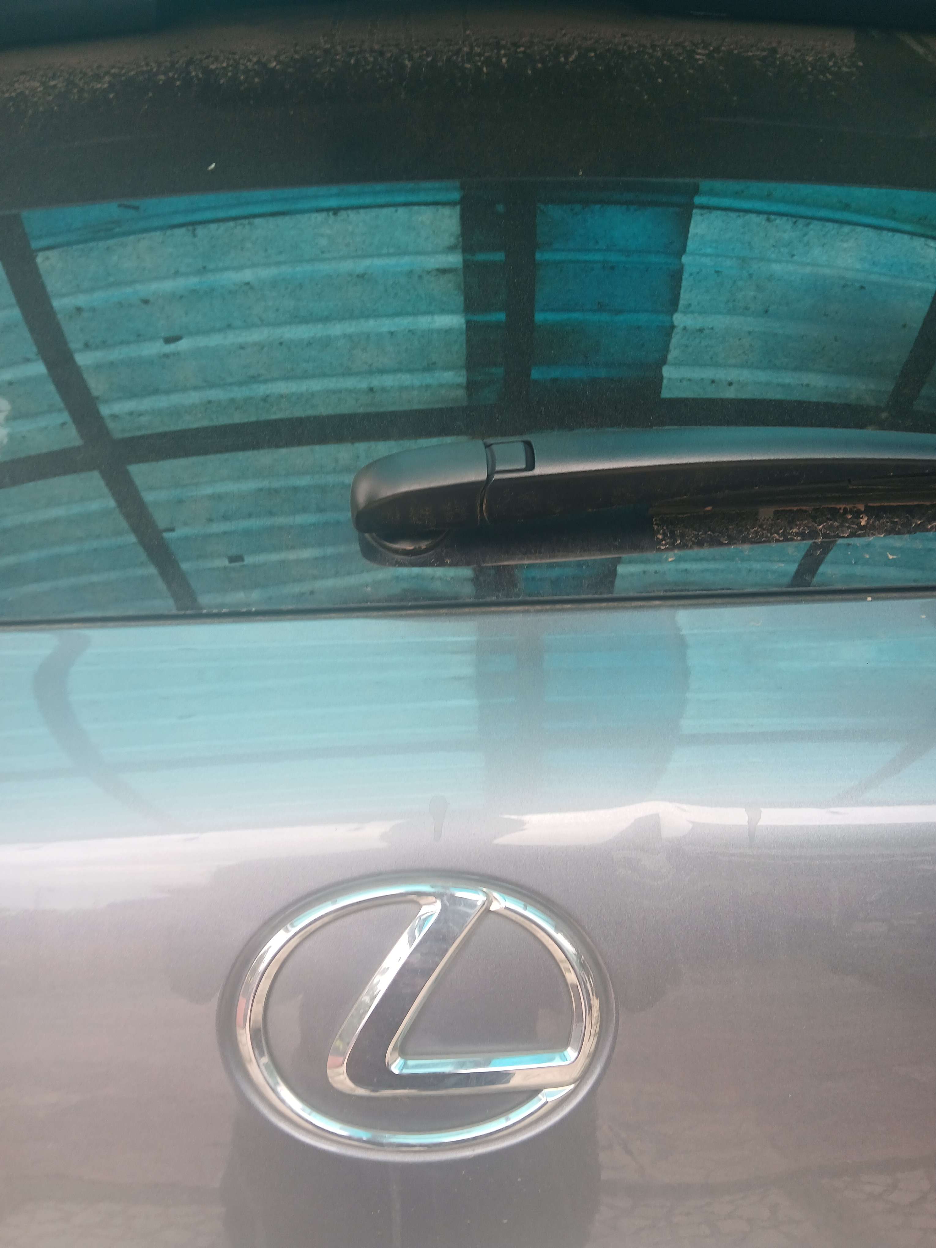 Lexus LX570